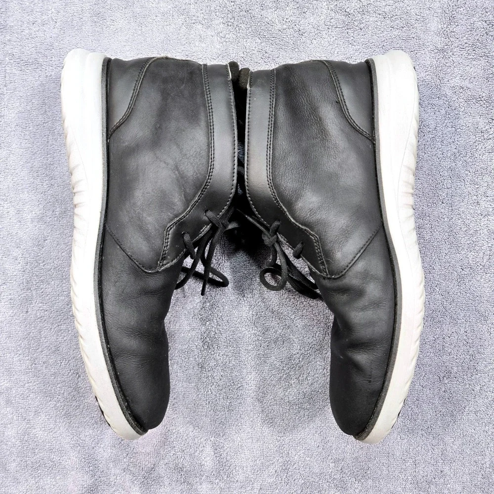 UGG Neumel Flex Chukka Boots Mens 11 Black Good‎ Leather Mid Top 1104976